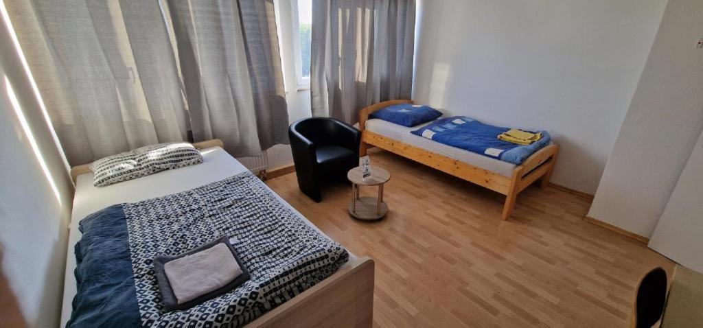 Rooms & Apartments Schwäbisch Gmünd エクステリア 写真